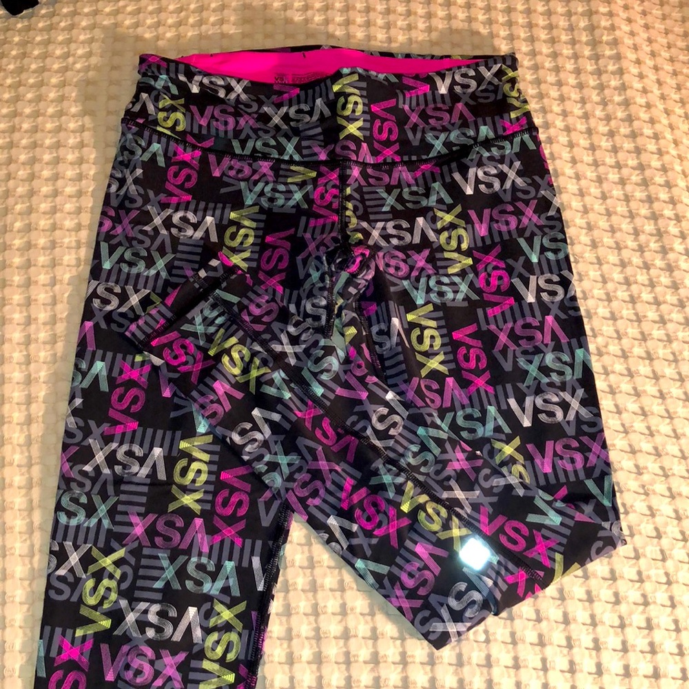 Victoria’s Secret sport leggings